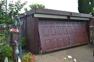 Garage- click for photo gallery